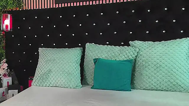 InannaStar webcam