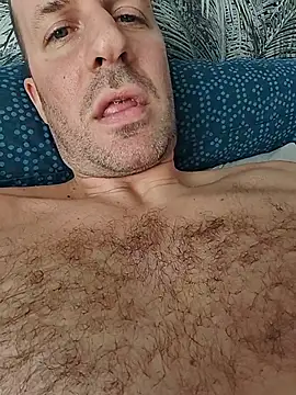 Distom
