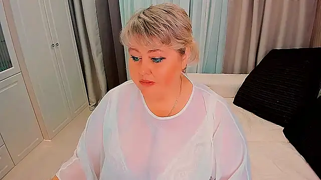 BIGTITSBBW live cam preview
