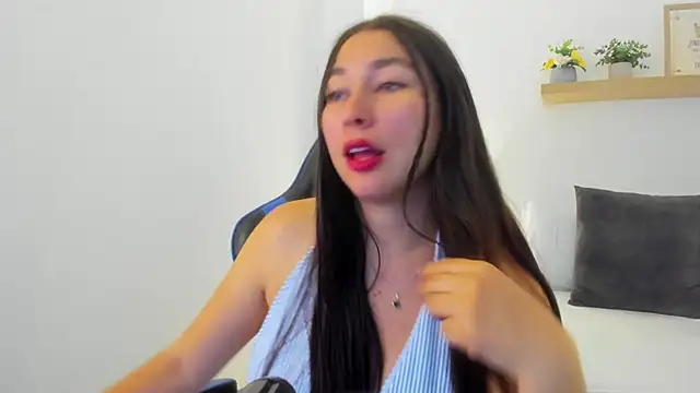 bella_99_ webcam