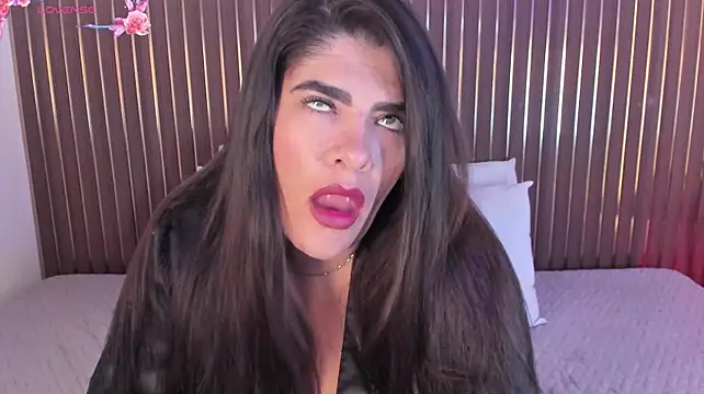 HoneyMilf_ webcam