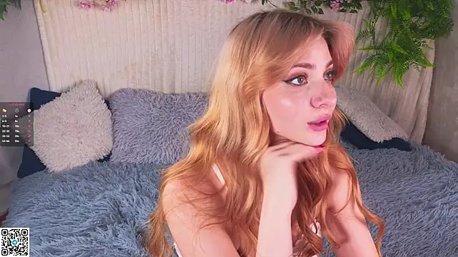 VelvetZephra webcam