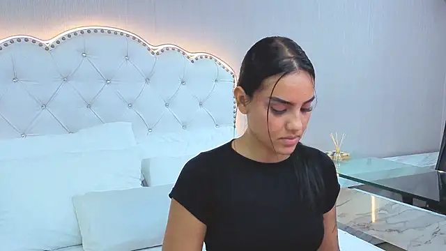 Valen_Abella