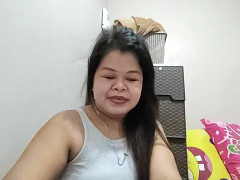 LonelyPINAY101 webcam