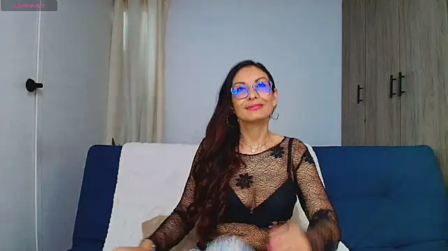 Swetisabella01 live cam preview
