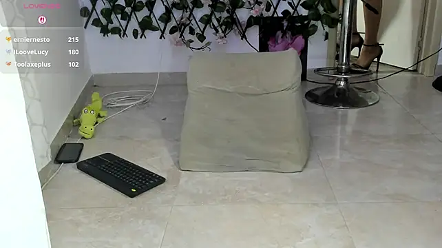 samanthaExsotic