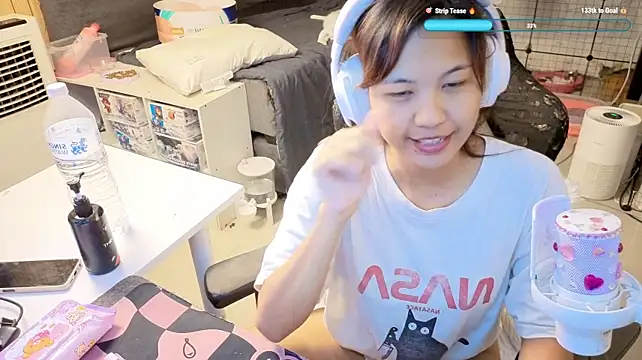 Kana_G webcam