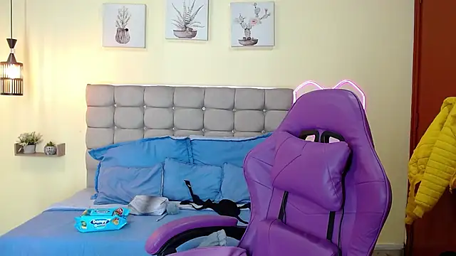 _naomi_s webcam