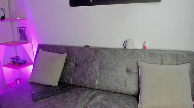Helen_Ivy webcam