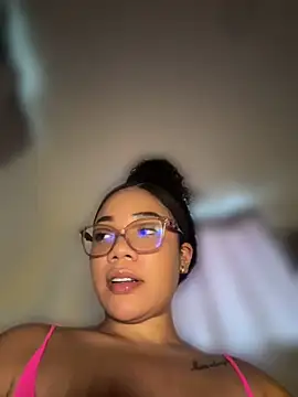 ashley_Tompson1
