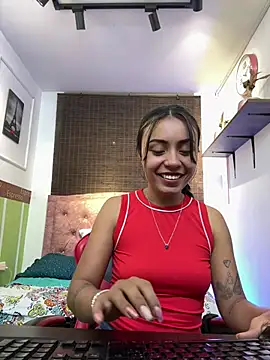julieta_fn live cam preview