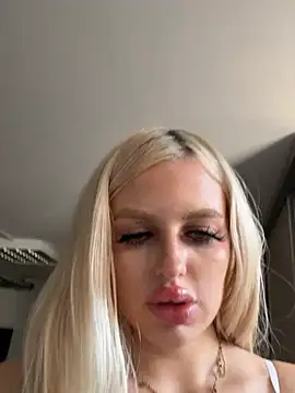 Steffi_Snowbunny