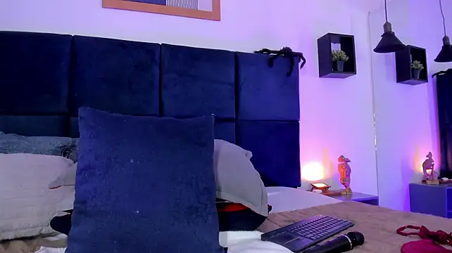 april_jones05 live cam preview