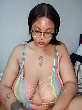 ShantelBootyBoobs