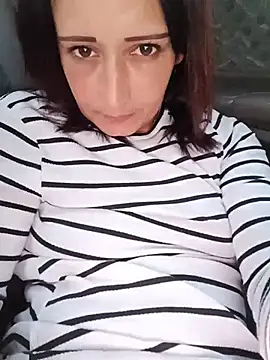Alina03210