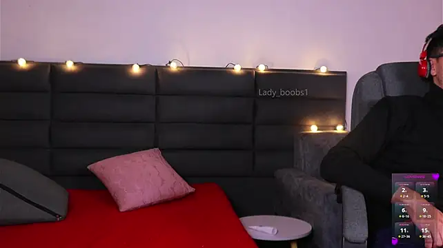 kathieandpovcock1 live sex cam