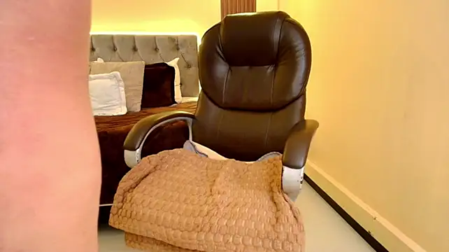 Blair_red_ webcam