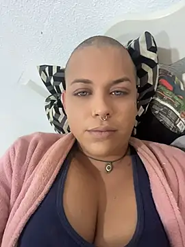 alicetgirlbr's room