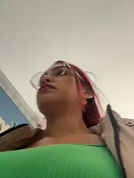 Sara-77 webcam