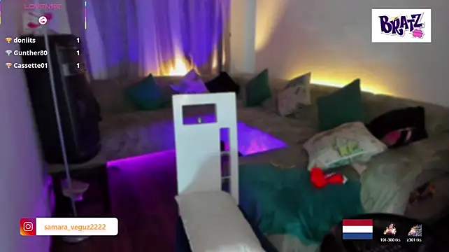 samara_veguz222 webcam