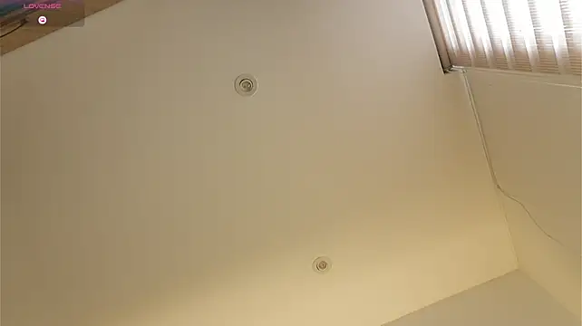 elodie_walker webcam