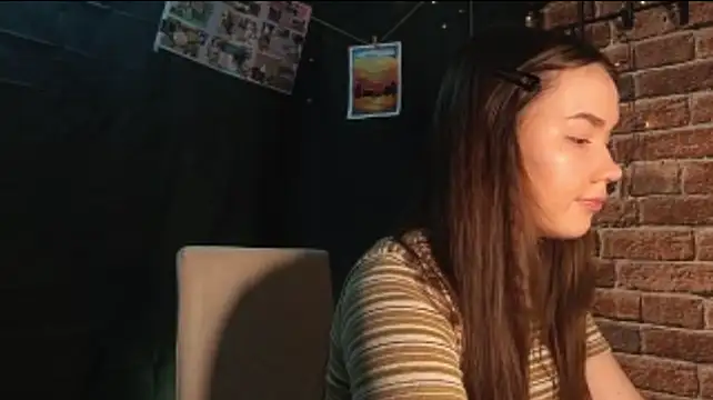 NakishaEnz webcam