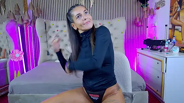 PlayfulShow webcam