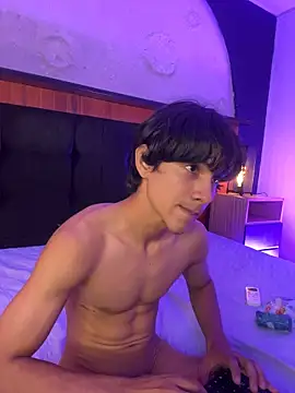 cheys_mast (M twink) - put in doggy and hard spanks
