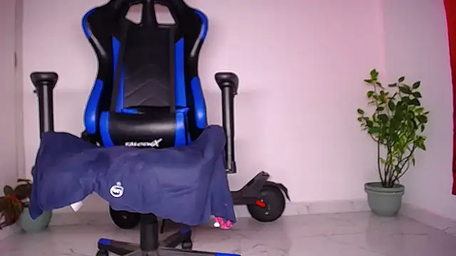 MAXJONES_2