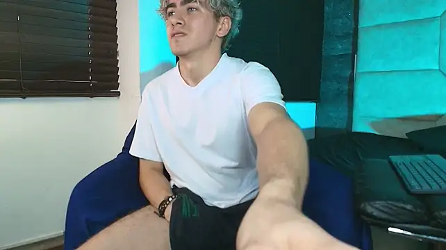 Tyler_Mcrey live cam preview