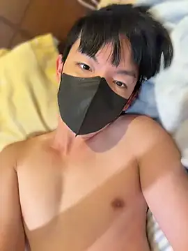 kaikai1335 live sex cam