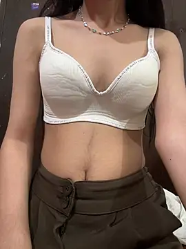 LuxeAura
