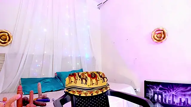 lilahSweet webcam