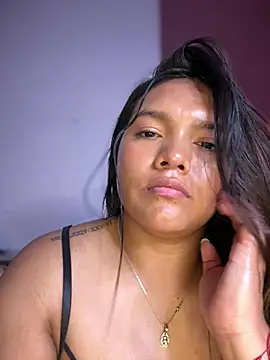 _Adharaa webcam
