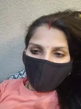 lovelypooja93 webcam