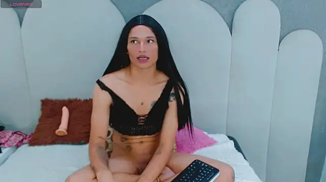 Carol_lit webcam