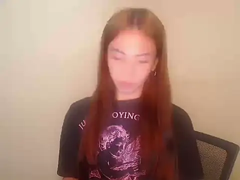 sweet_slutrhian webcam