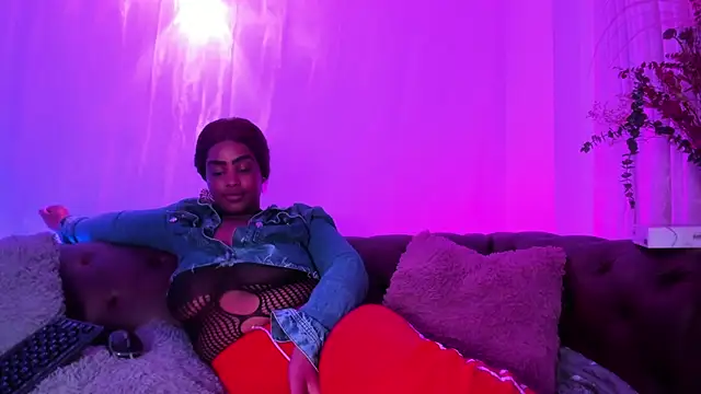 MelaniieBrown_ webcam
