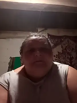 InfinitiGrace48 webcam