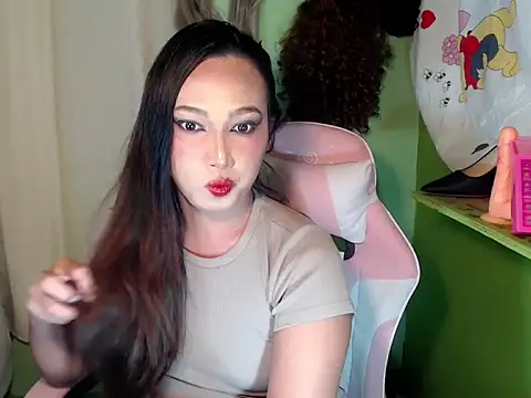 Modèle: GodisAWomenxxx