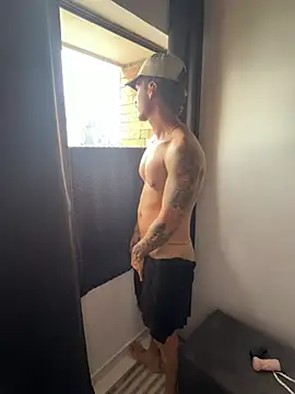 KAIRUIZ live cam on StripChat