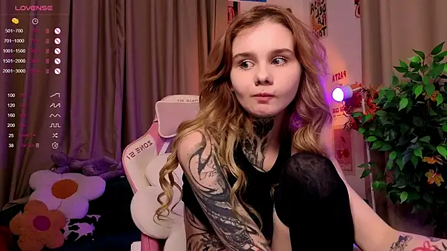 Britney_Lynch webcam