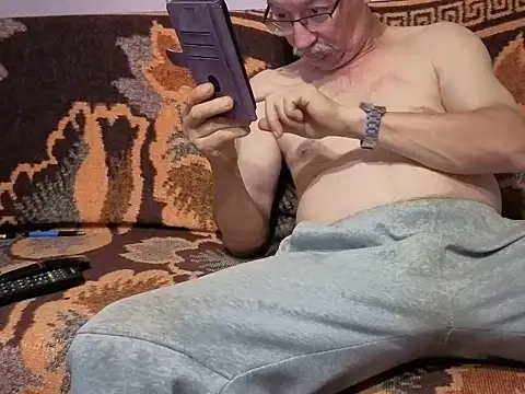 loverboyxxx69 webcam
