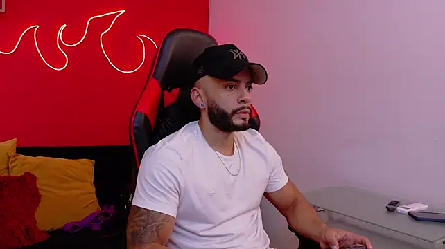 Mike_savage3 webcam
