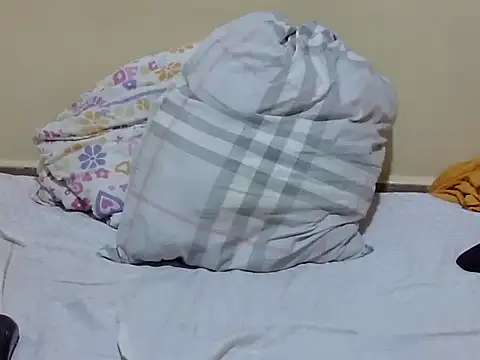 babyellah webcam