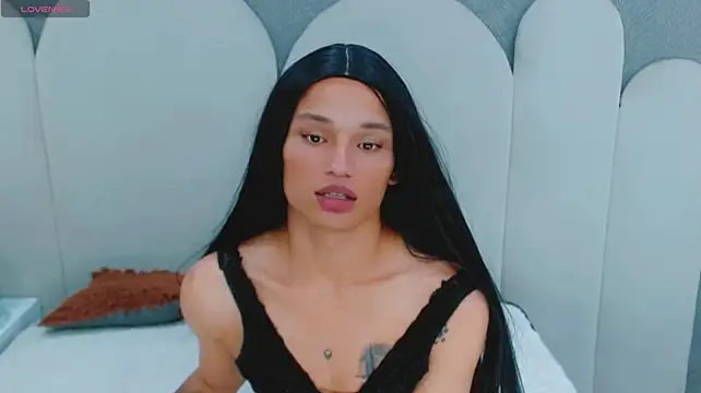 Carol_lit webcam