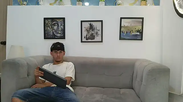 YUMMY_BOYS3 webcam