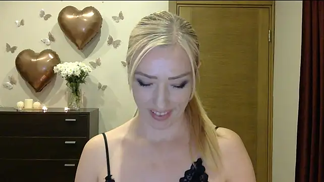 Wild_Silk_Desire webcam