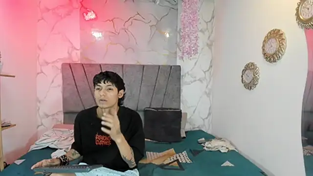 Bastian_boyshot77's room