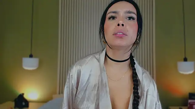 salma_lutz webcam